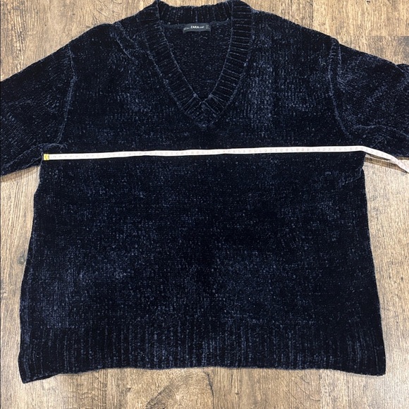 Zara Oversized Dark Blue Knit Sweater - Picture 5 of 8